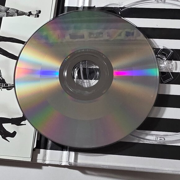 Kara Jumping K-Pop Album DSP Media - Picture 6 of 9